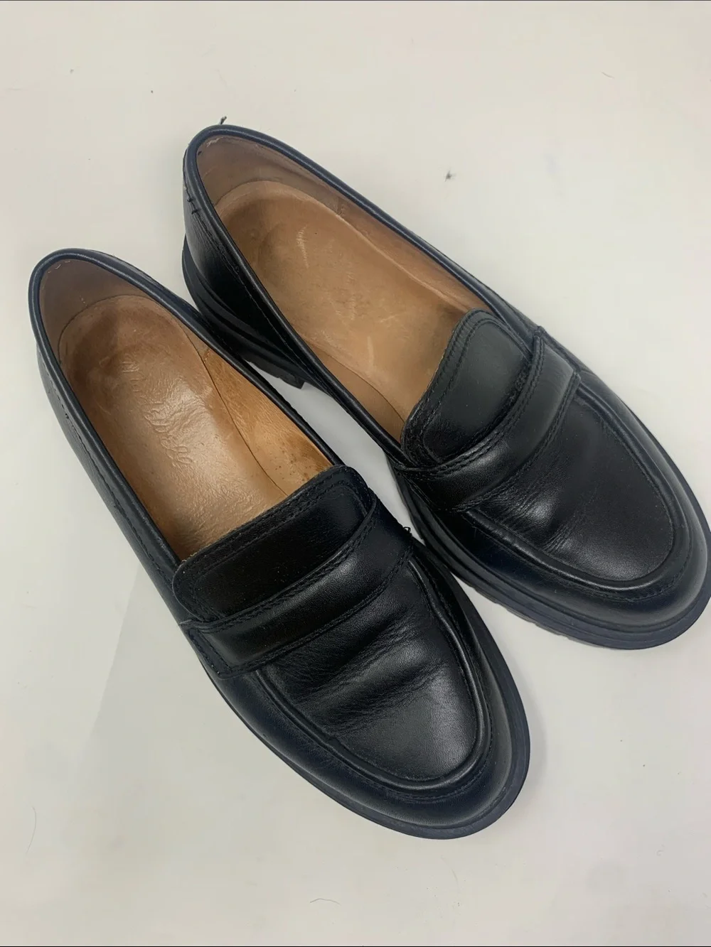 Madewell Black Leather Penny Loafers size 6